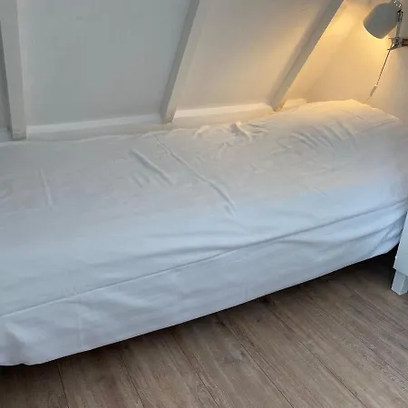 Schelpenplein Apartman *